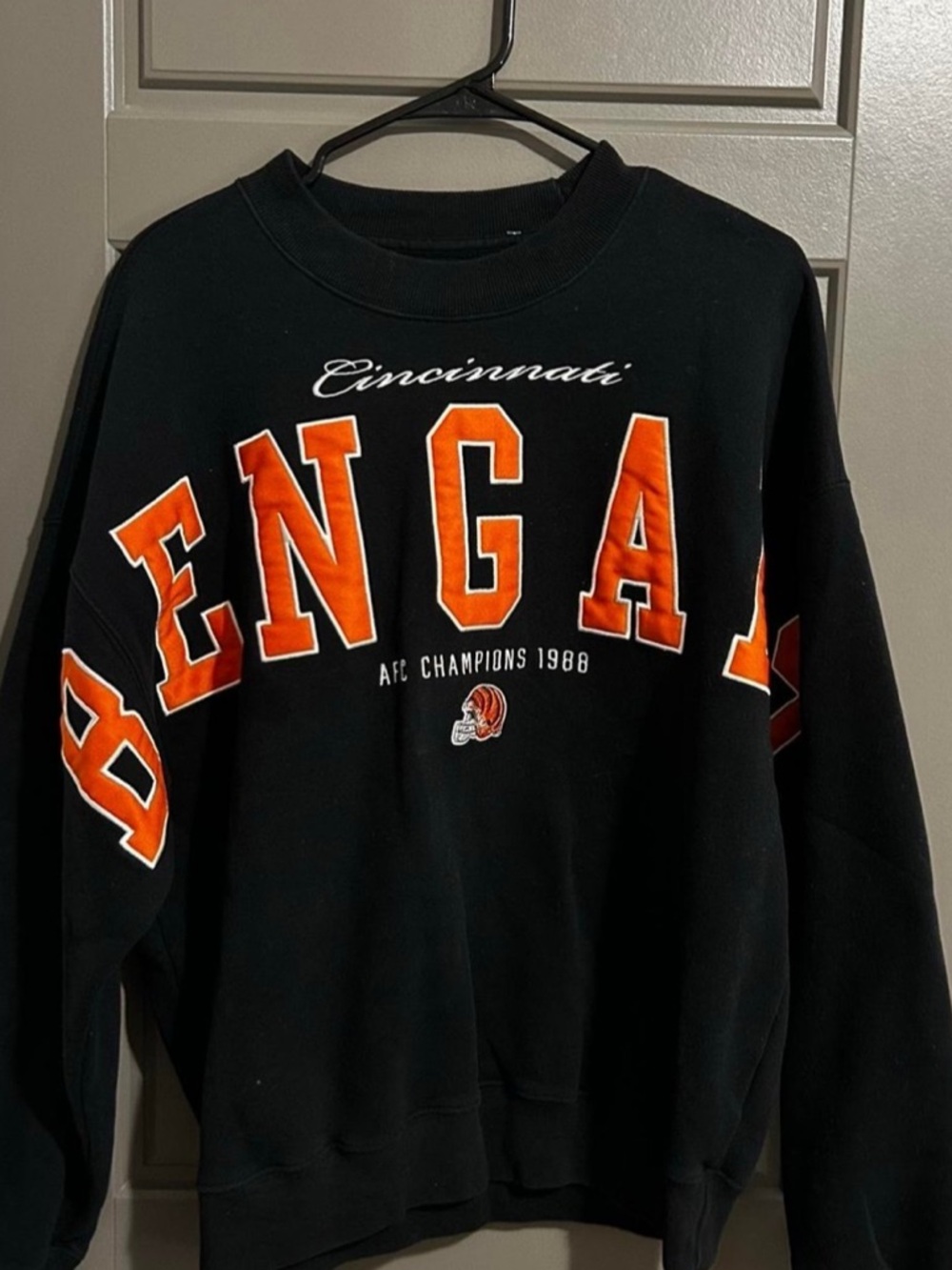 Abercrombie & Fitch Bengals Sweatshirt with Orange Embroider